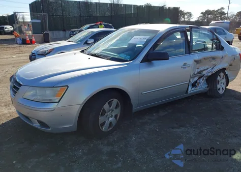 2009 Hyundai Sonata Gls z USA, uszkodzony, nr VIN 5NPET46C89H526253